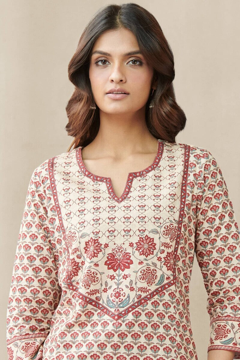 Mahnoor Mahi Kurta