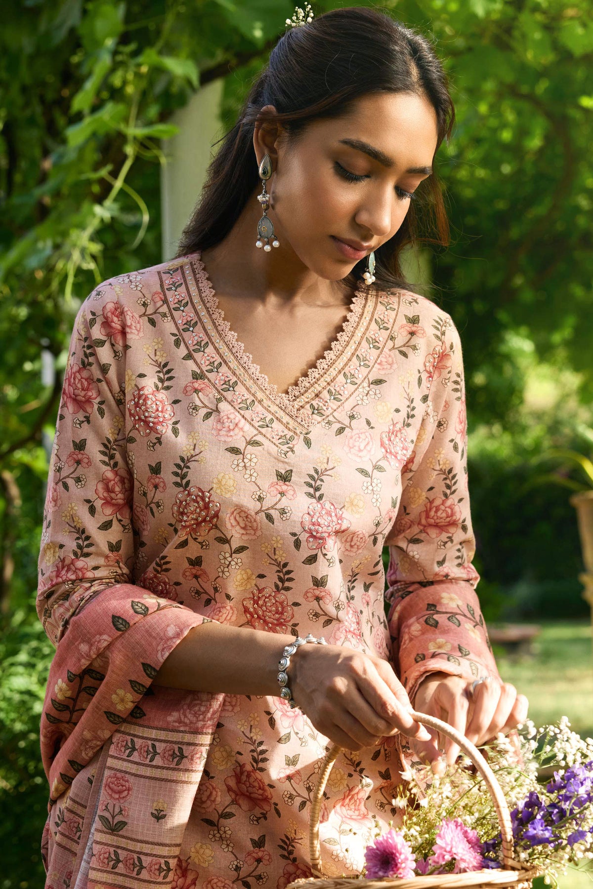Gulraiz Gulbahar Kurta