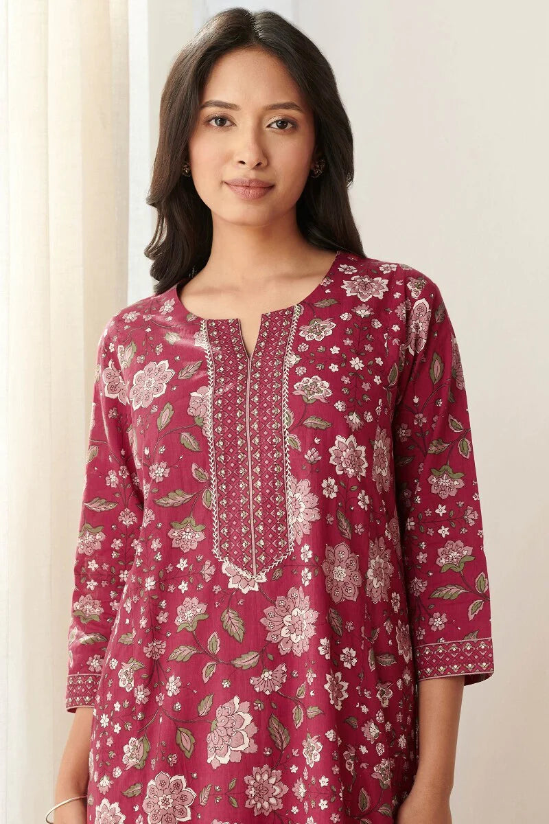 Surplus: Mehreen Nida Kaftan