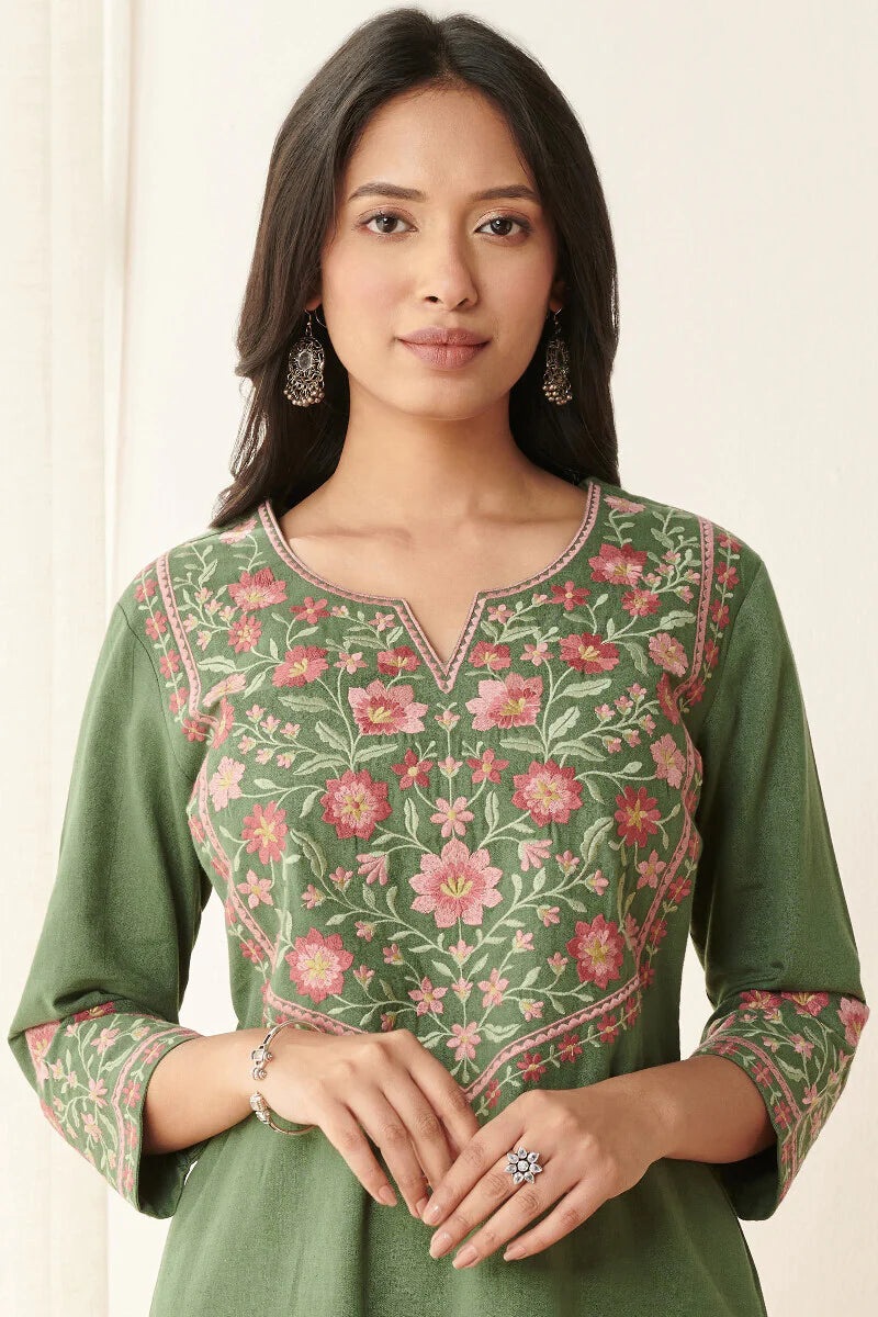 Surplus: Mehreen Saira Kurta
