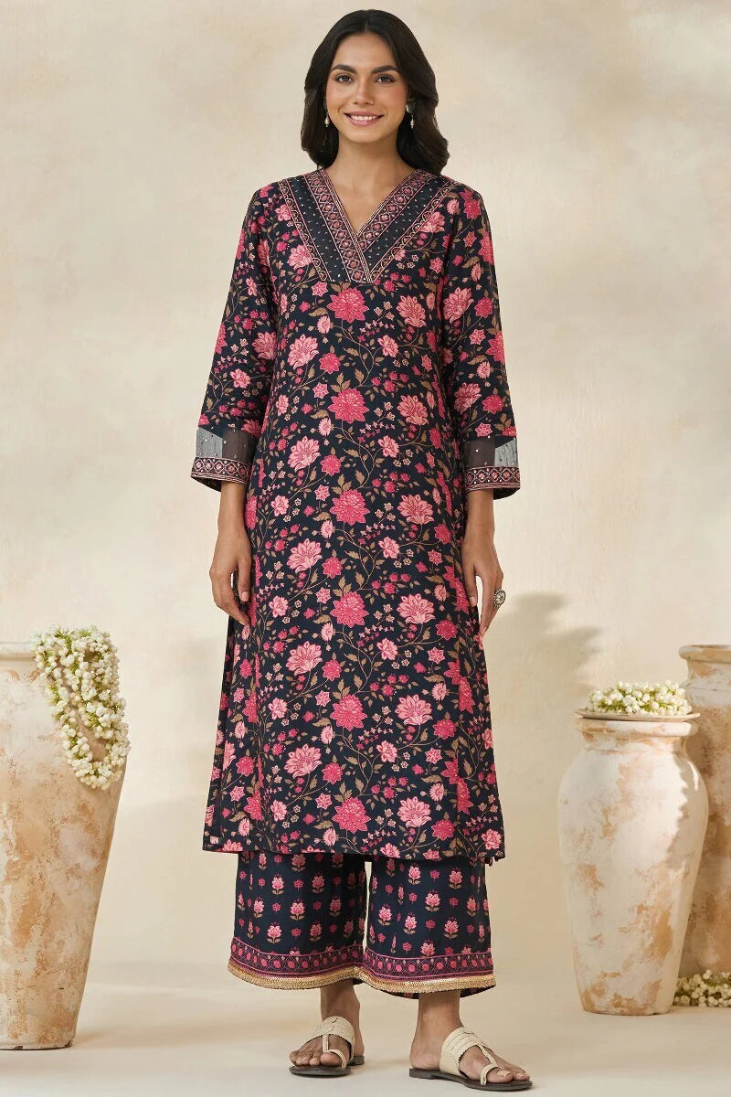 Surplus: Mehrunissa Sneha Kurta