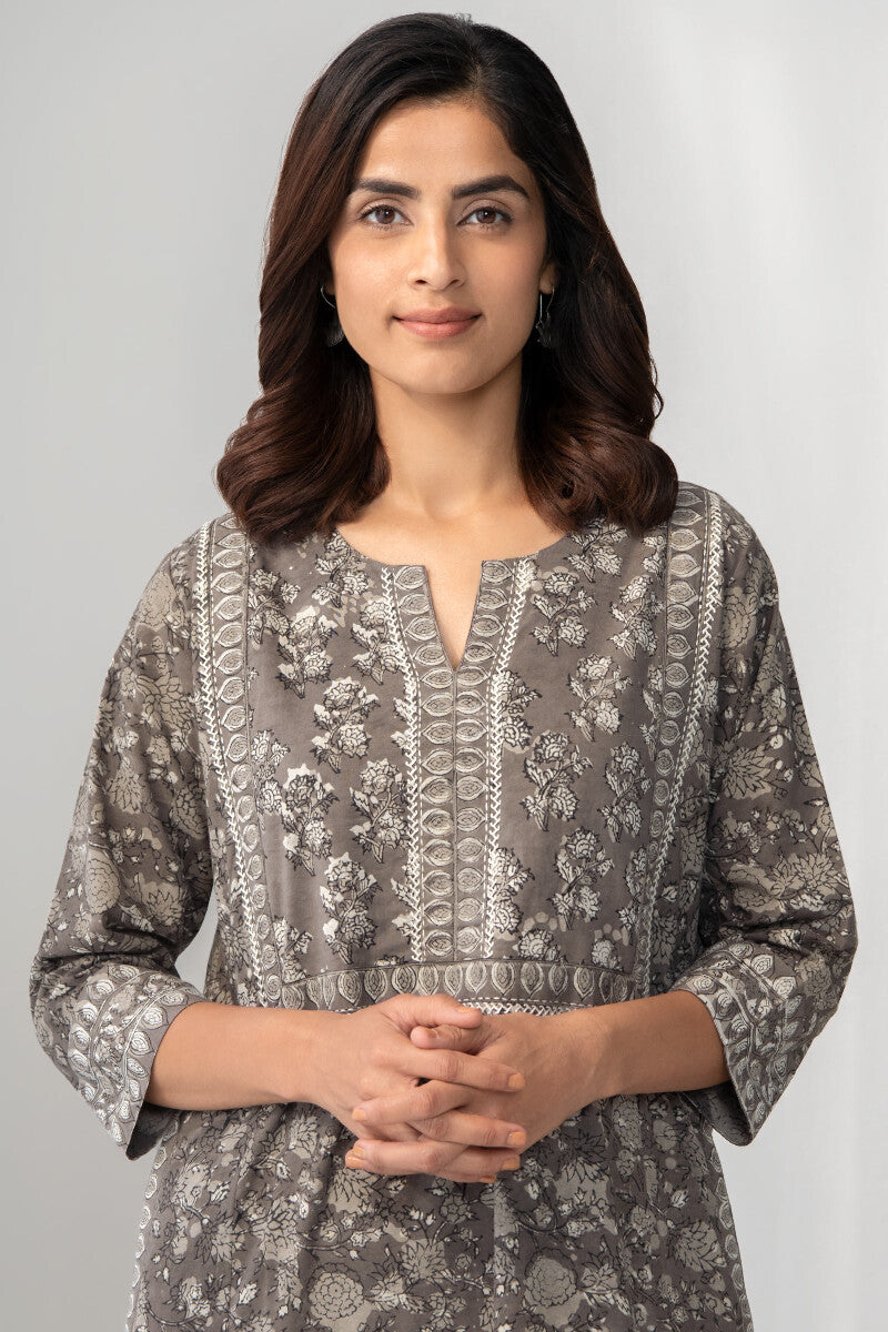 Nazm Parizad Dupatta
