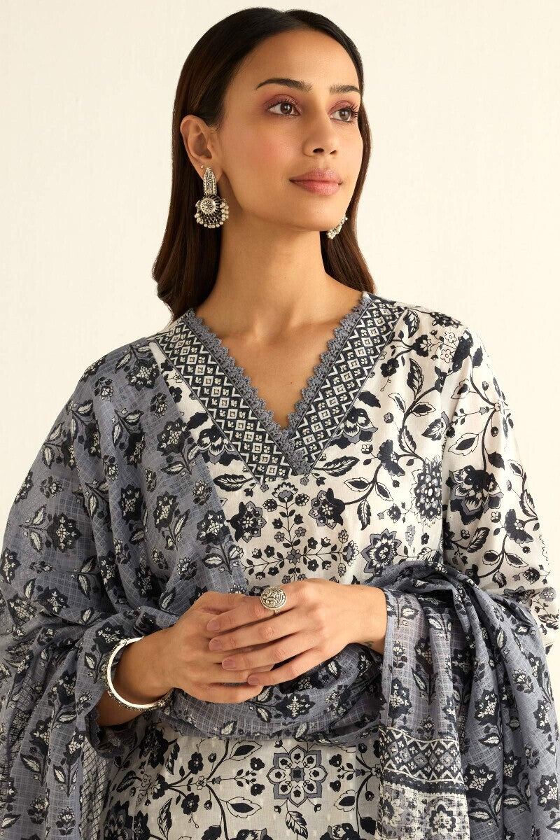 Gulraiz Aafreen Kota Dupatta