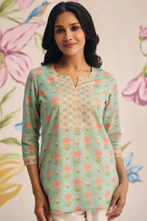 Surplus: Gulraiz Afsana Top