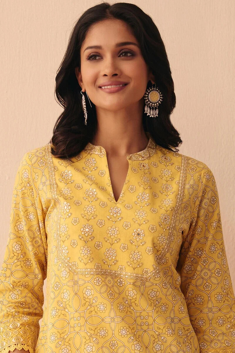 Surplus: Gulraiz Rehmat Sanganeri Kurta