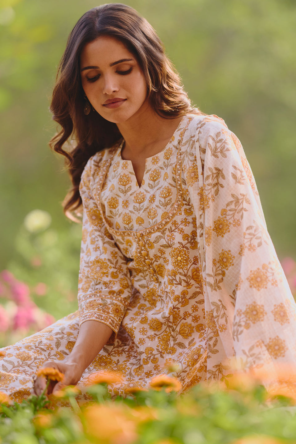 Surplus: Gulbahar Tira Sanganeri Kurta
