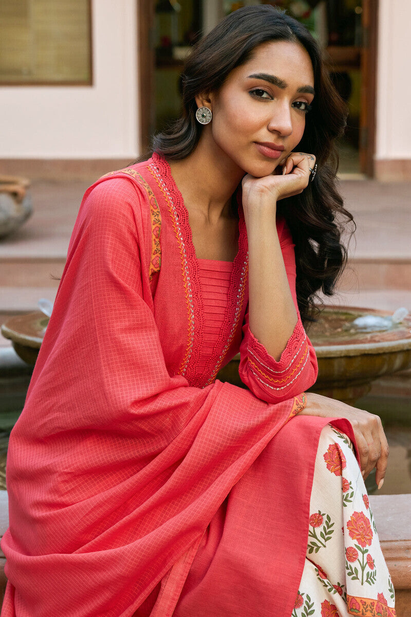 Gauhar Nahida Dupatta