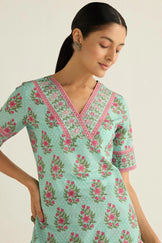 Surplus: Gulraiz Jiya Kurta