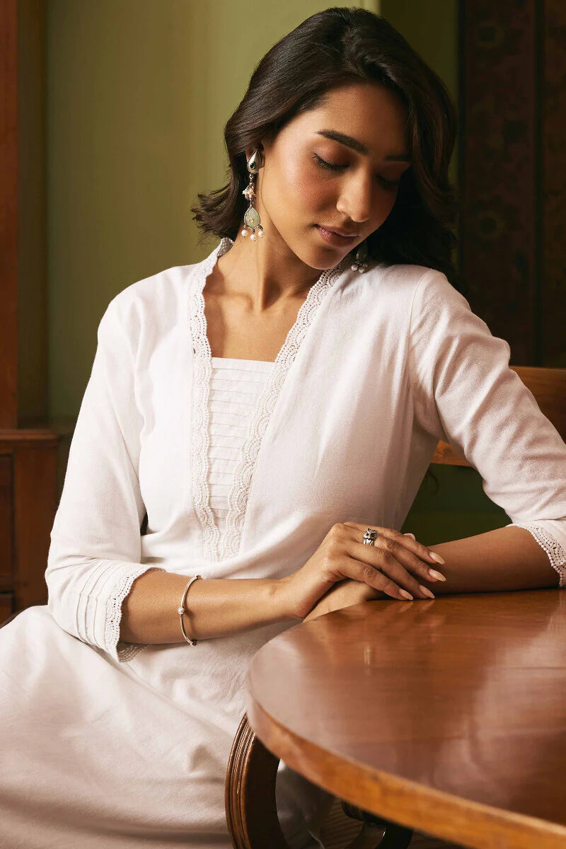 Surplus: Roza Sehreen White Kurta