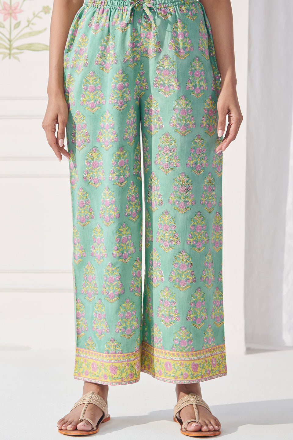 Rosheen Fizah Sanganeri Farsi