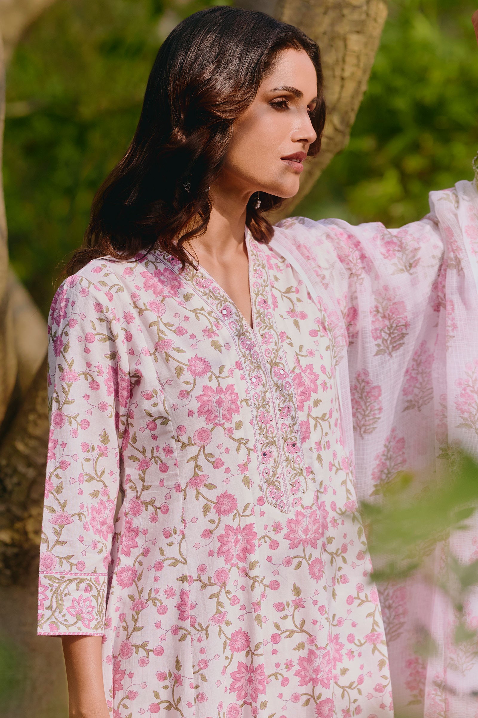 Gulbahar Zeina Sanganeri Kurta