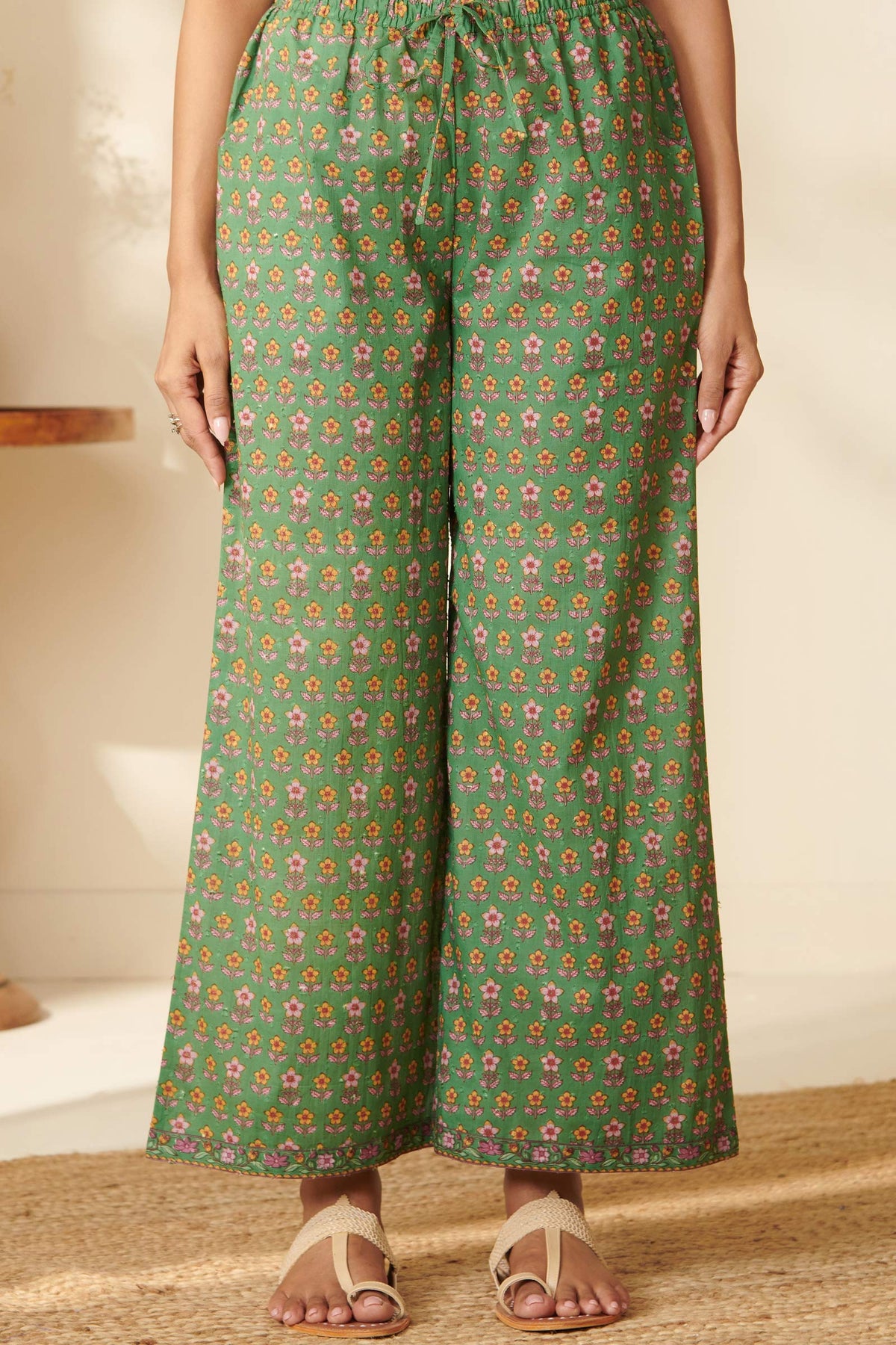 Gauhar Alaya Sanganeri Farsi