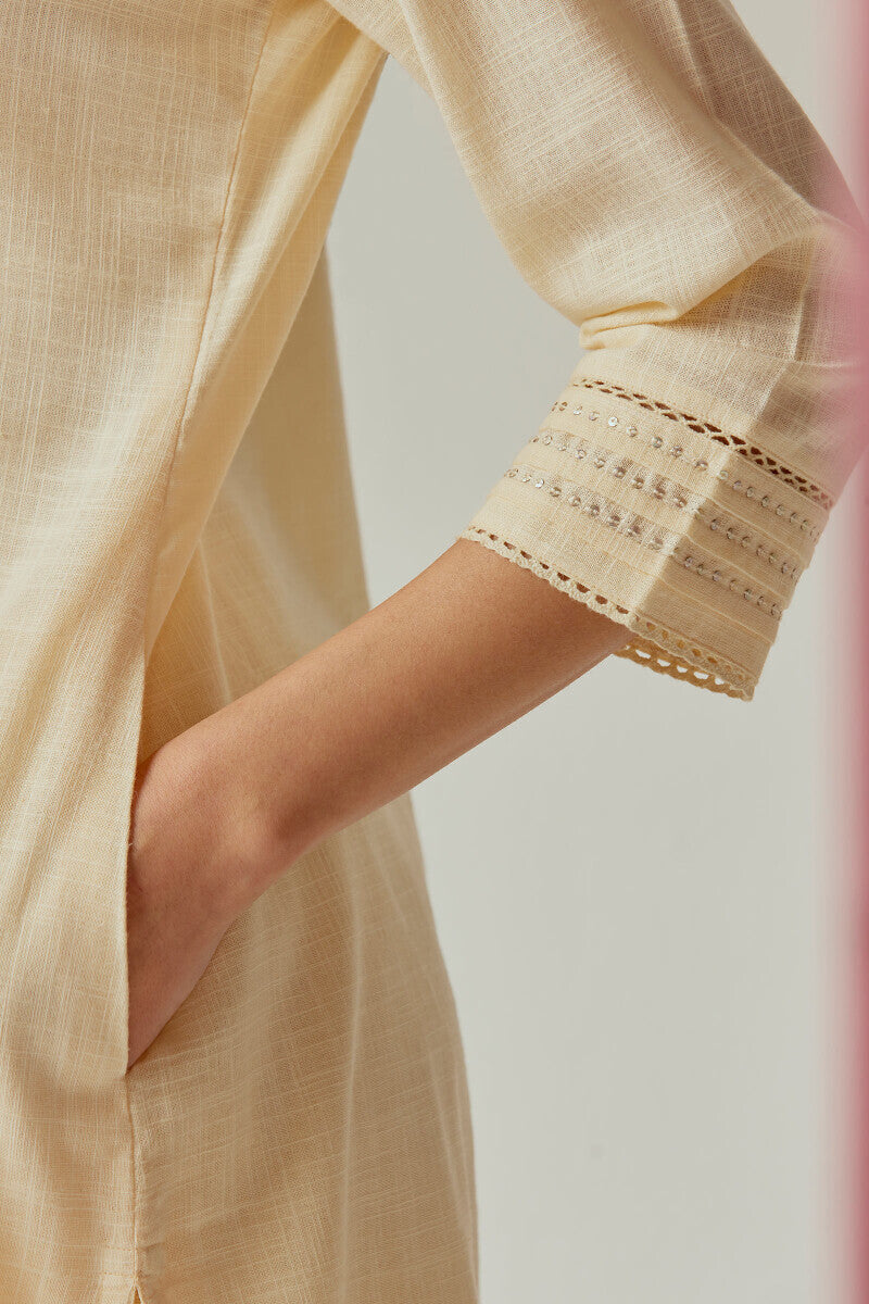 Roza Seerat Cream Kurta