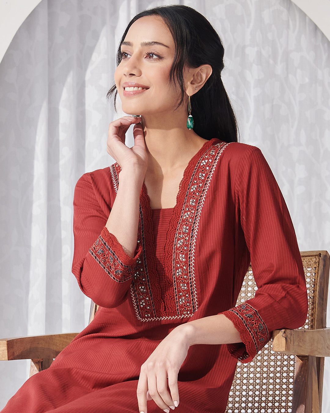 Sehra Amyra Red Ajrak Kurta