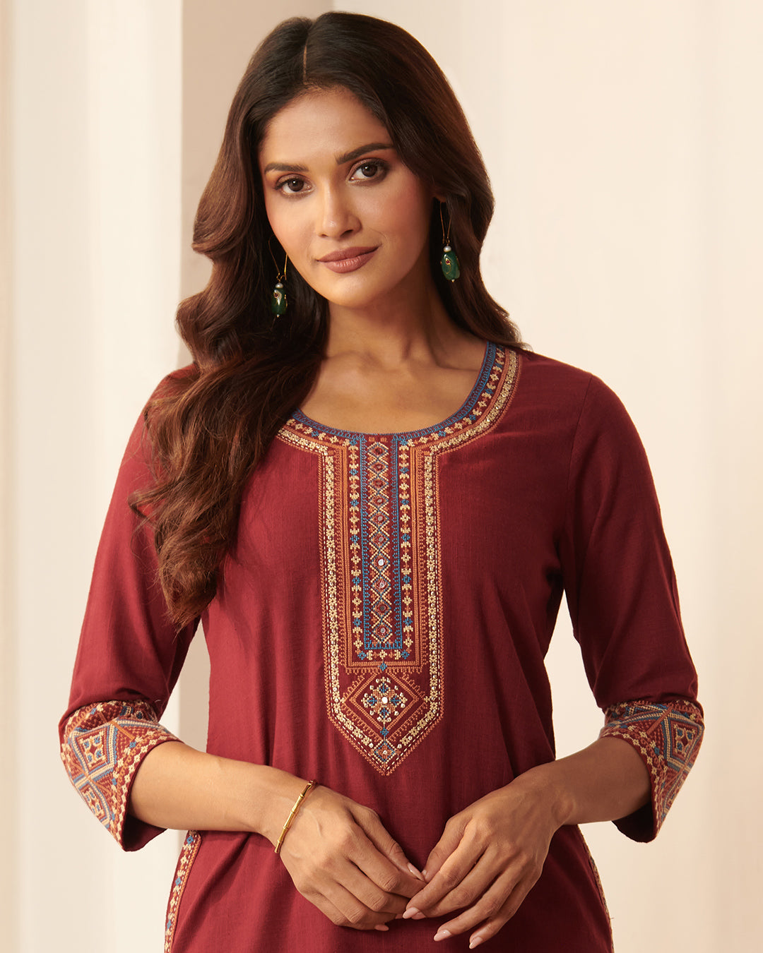 Mehraab Aahana Maroon Kurta