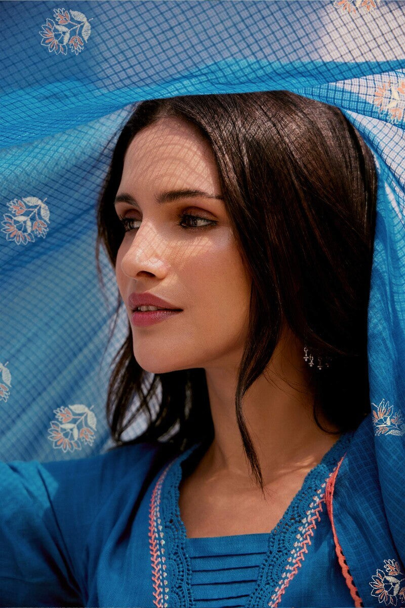Roza Sehreen Blue Dupatta