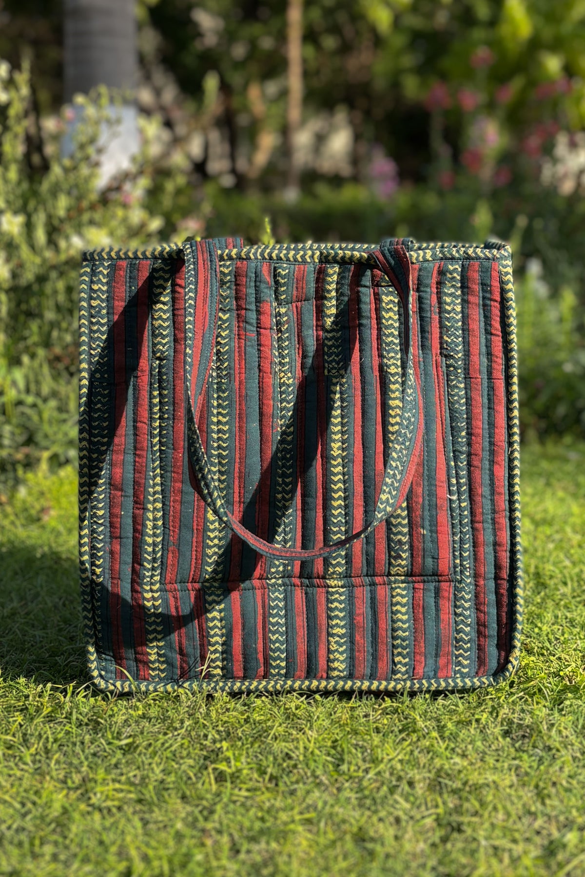 Roza Maryam Tote Bag