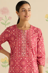 Gulraiz Fizah Kaftan