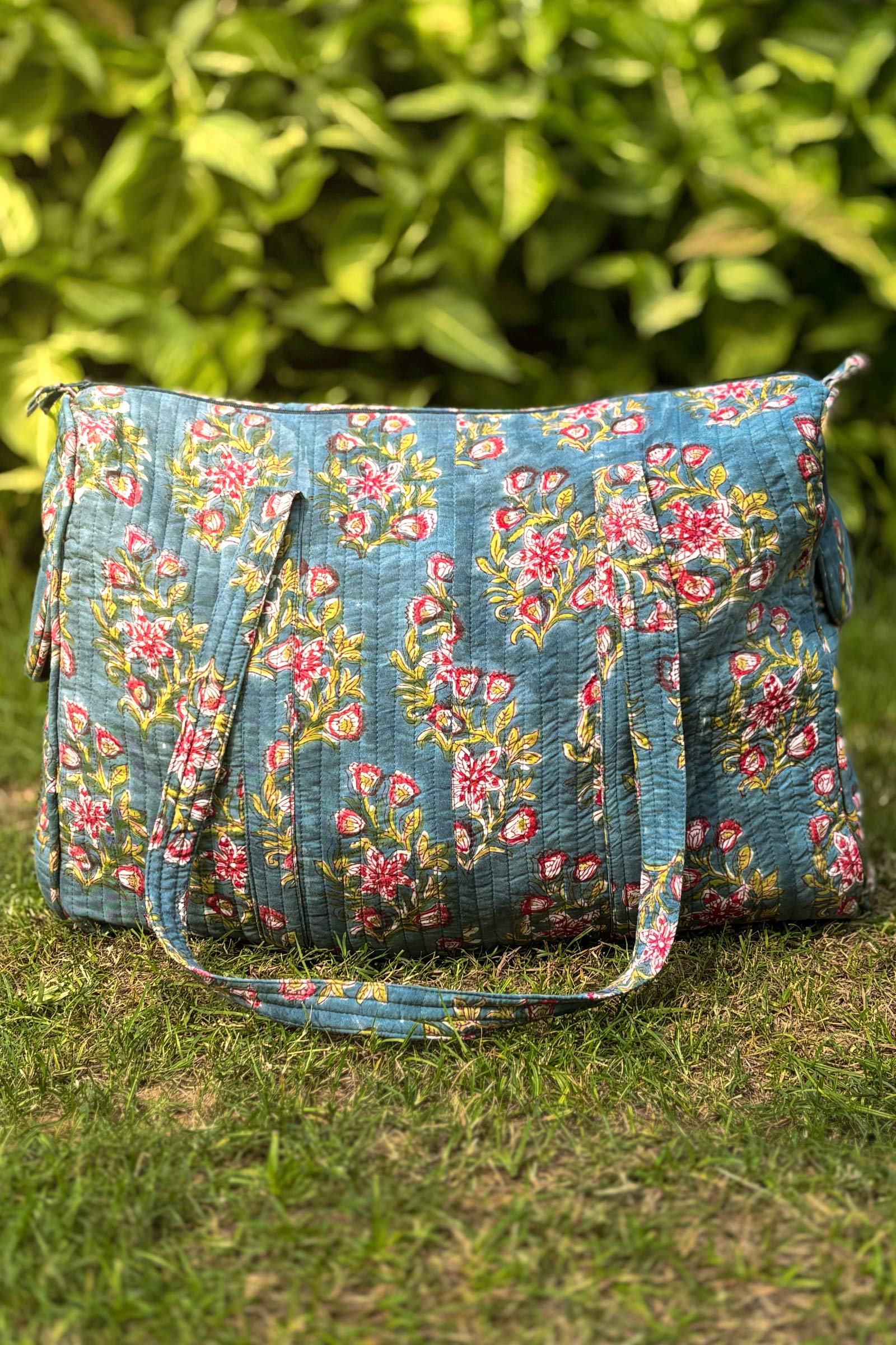 Roza Noorain Holdall Bag