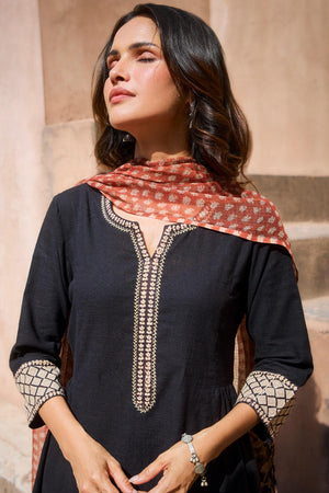 Sehra Dahlia Bagru Kurta