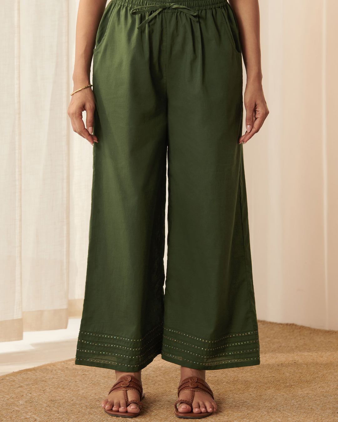 Roza Forest Green Farsi
