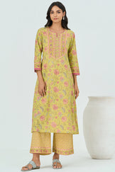 Gauhar Naisa Kurta