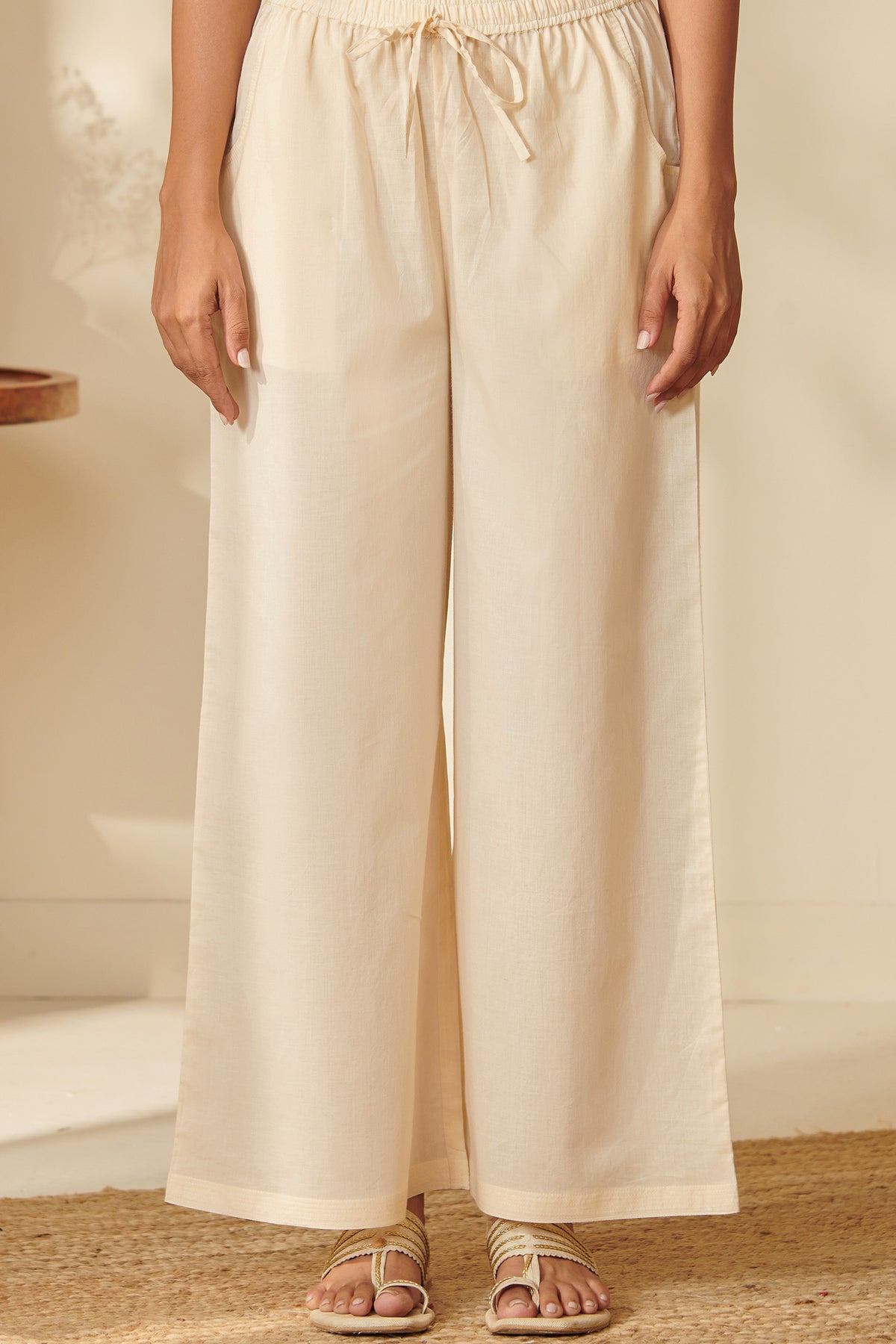 Roza Meher Off White Farsi