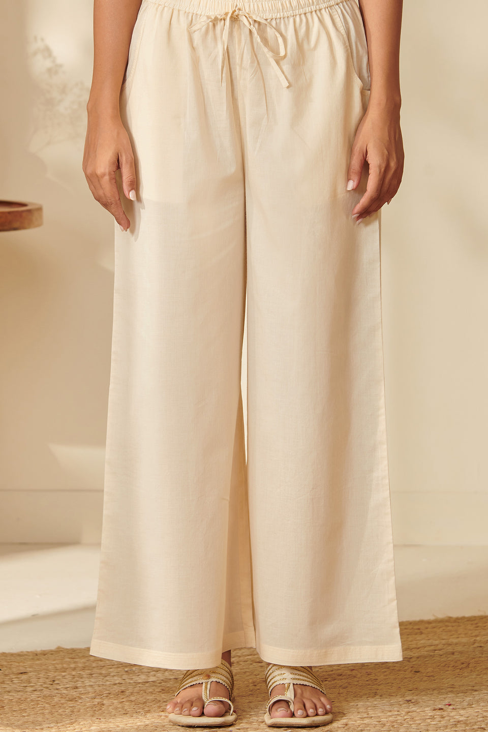 Roza Meher Off White Farsi