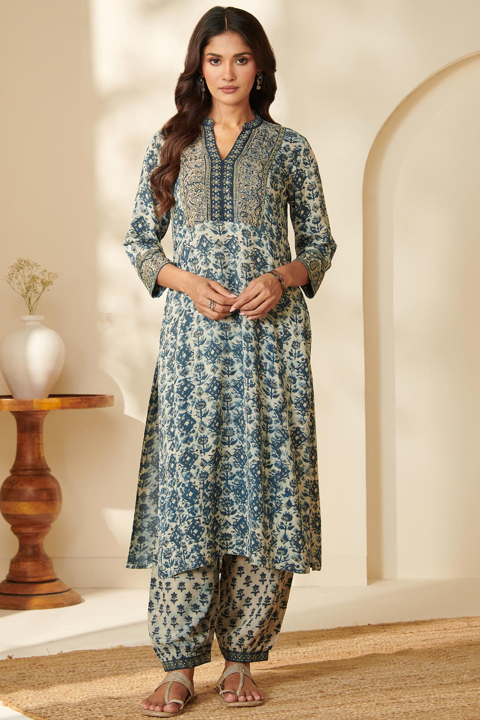 Sehra Saira Akola Kurta
