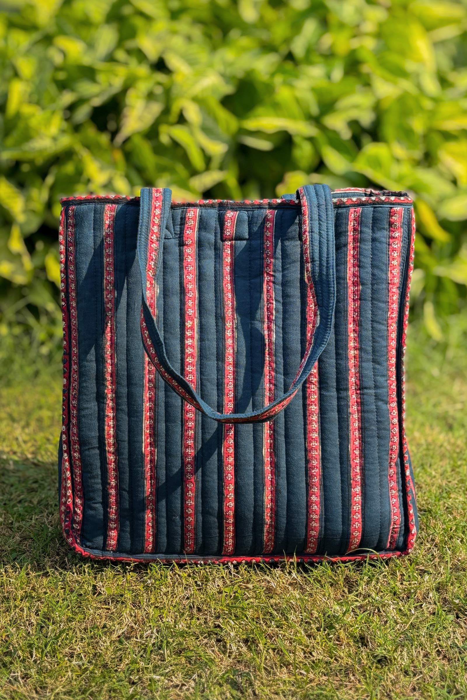Roza Zayna Tote Bag