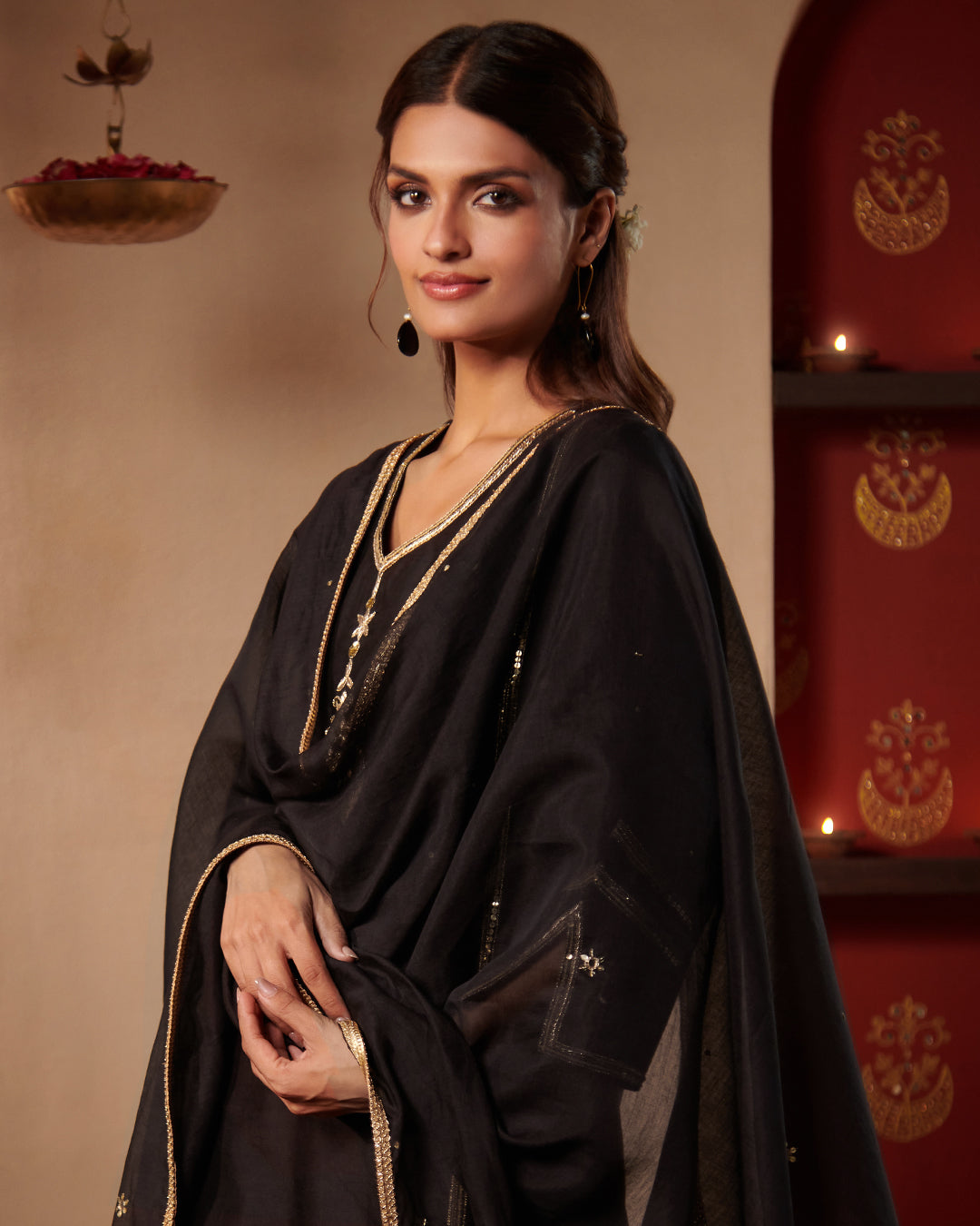 Roshanara Aarya Midnight Black Dupatta