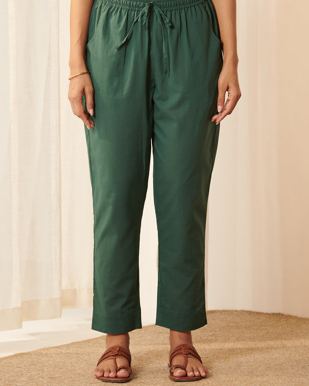 Gauhar Seerat Narrow Pants