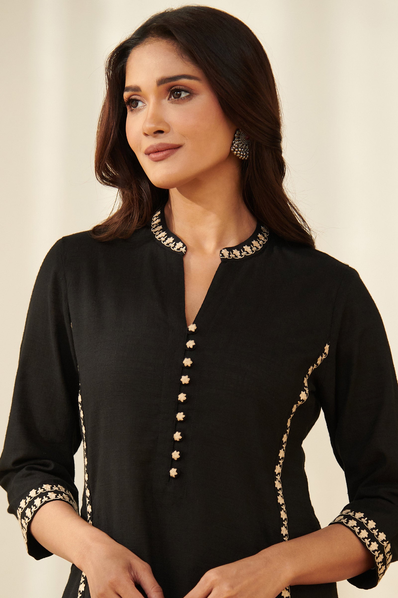 Surplus: Mehraab Bahara Black Kurta