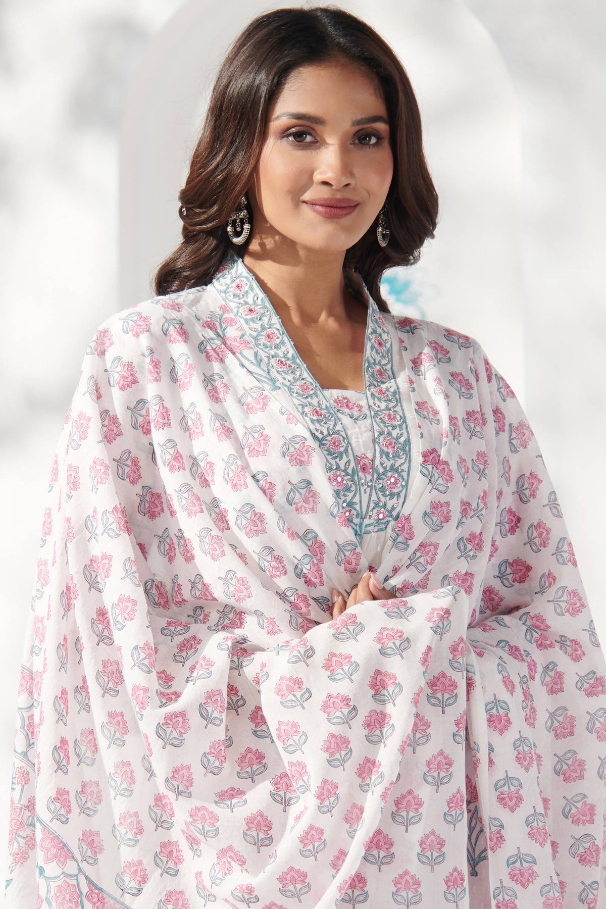 Gulbahar Sumeera Sanganeri Dupatta