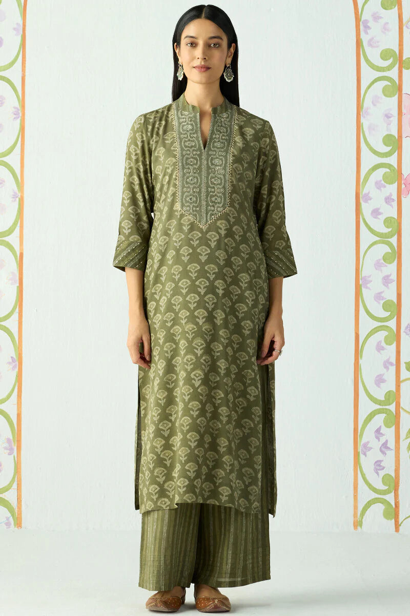 Surplus: Sehra Zarah Green Dabu Kurta