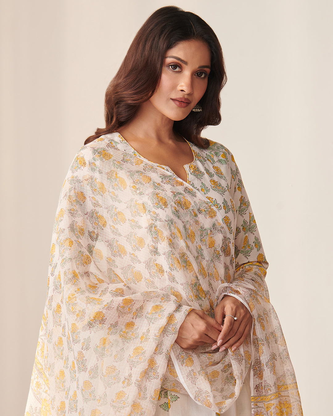 Roz Meher Omaira Sanganeri Dupatta