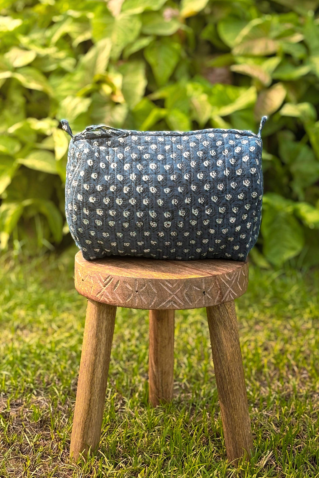 Roza Nafeesa Vanity Pouch