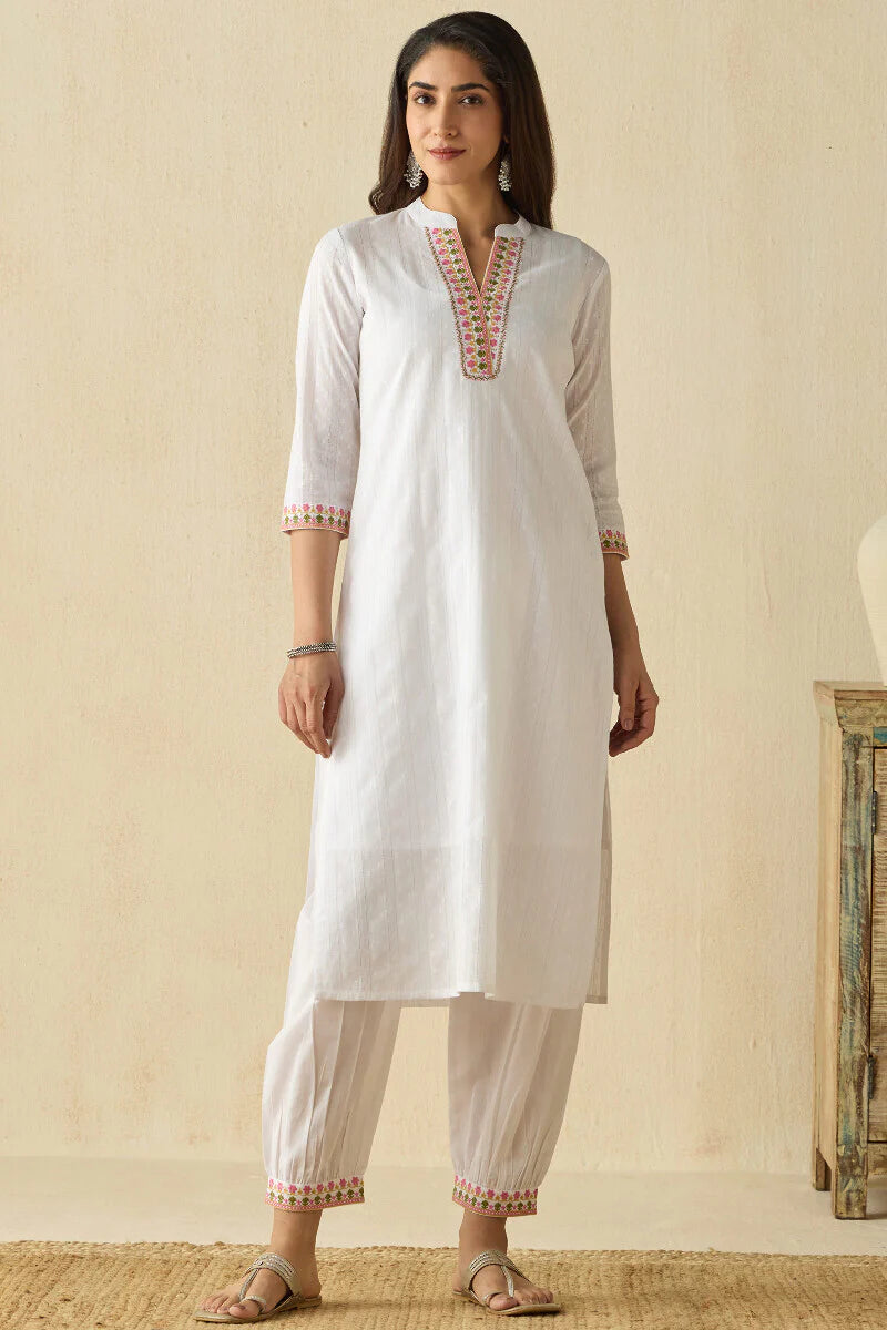 Surplus: Mehraab Sukoon Kurta