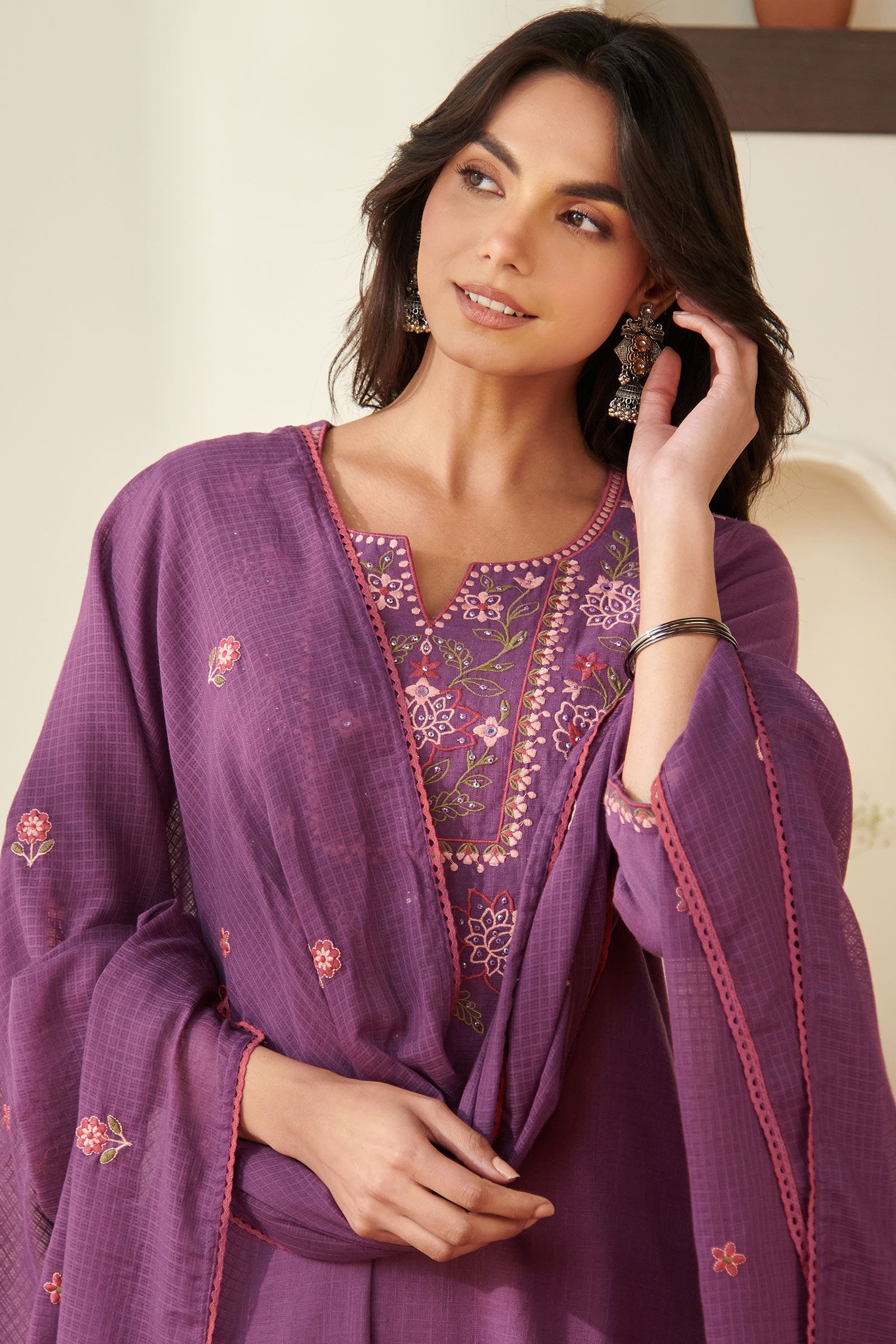 Buy Mehraab Aalia Purple Dupatta Online | Farida Gupta – Farida Gupta India