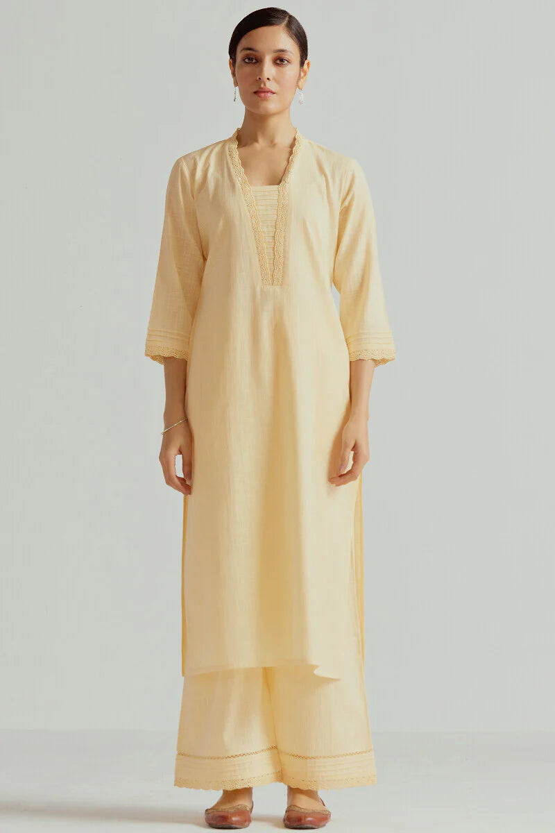 Surplus: Roza Sehreen Cream Kurta