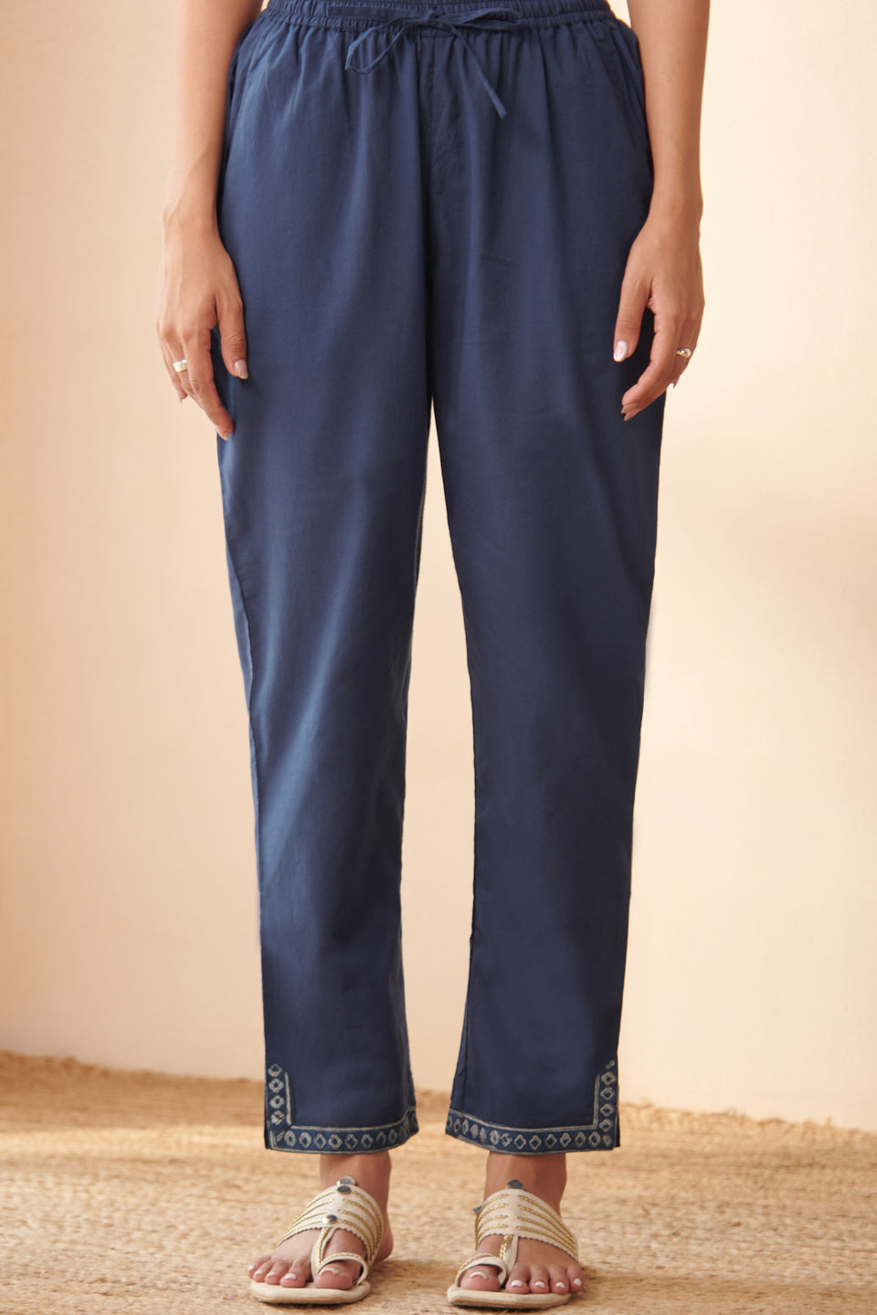 Sehra Zahira Bagru Dabu Narrow Pants