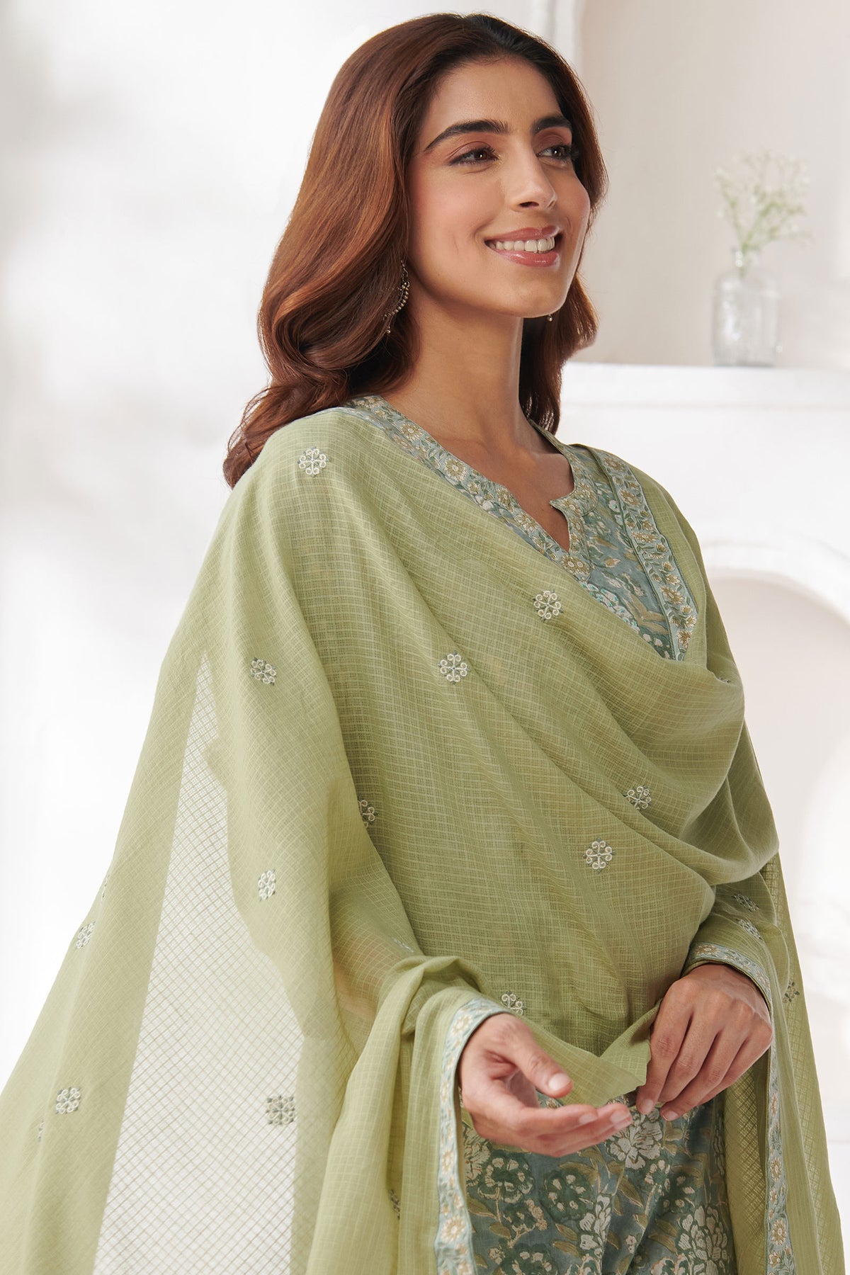 Gulshan Bagh Aliza Kota Dupatta