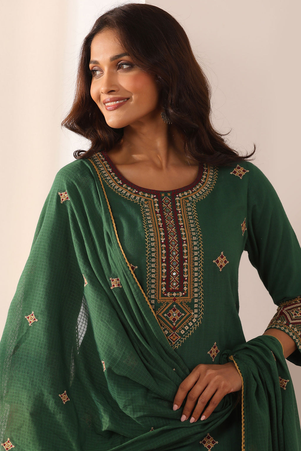 Mehraab Mira Green Dupatta