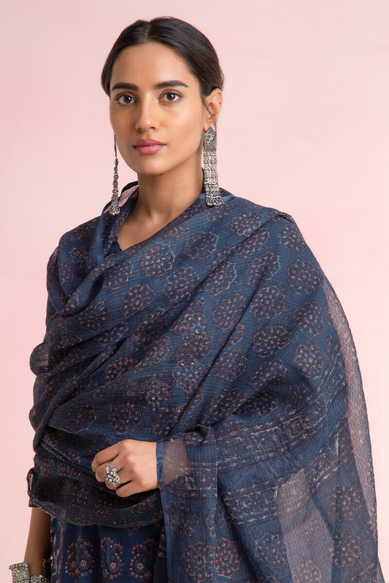Rehnuma Azarin Kota Dupatta
