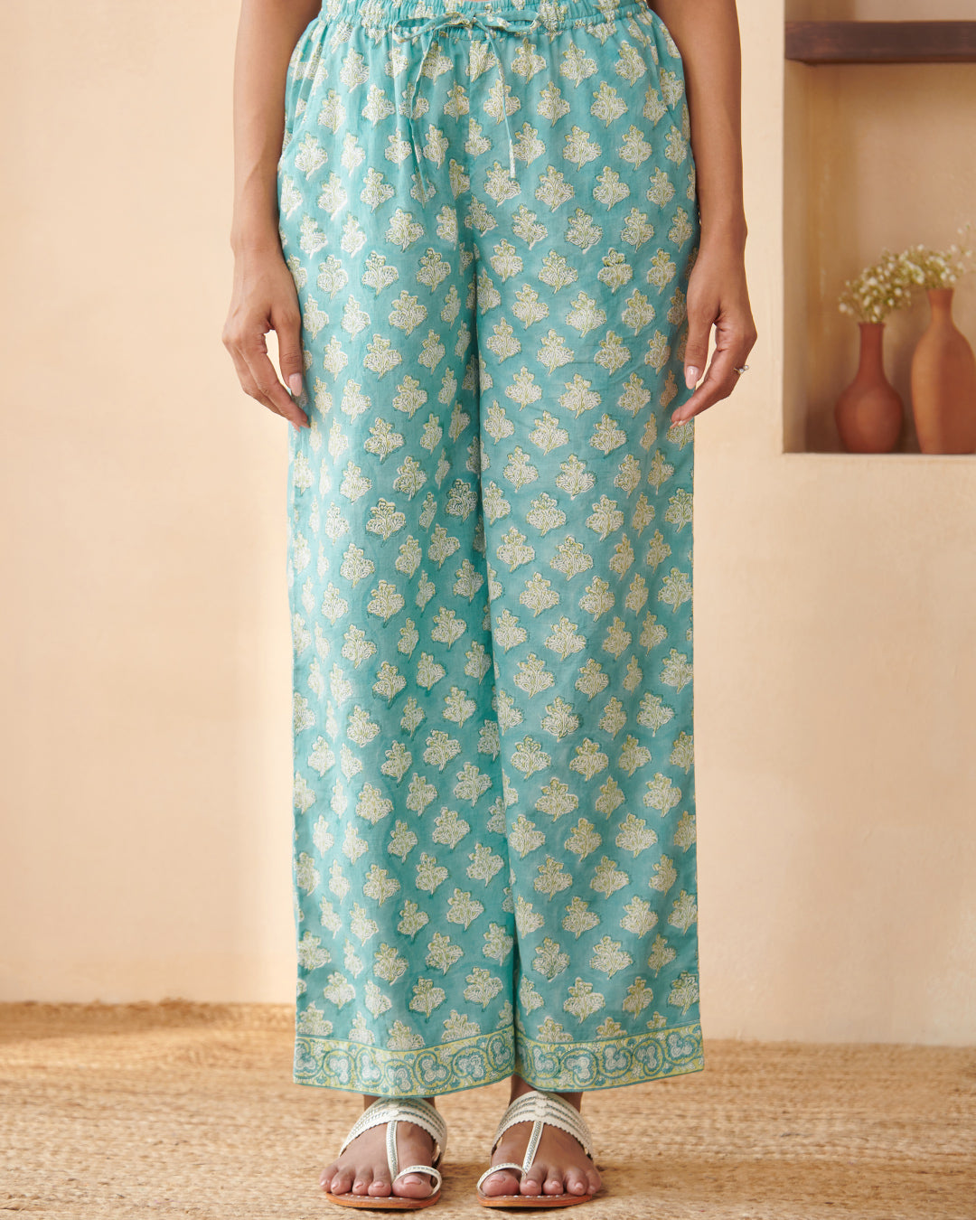 Gulbarg Tahira Sanganeri Farsi
