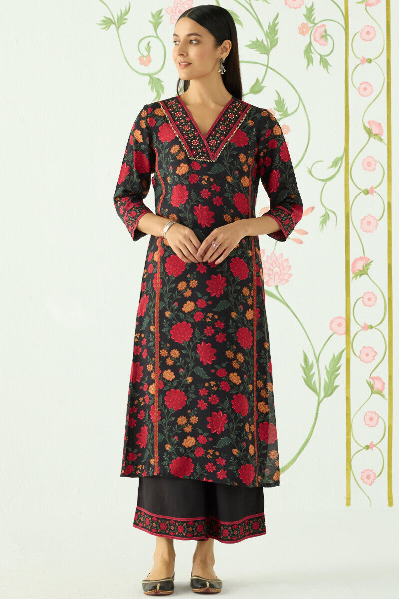 Laylah Mehnaz Kurta
