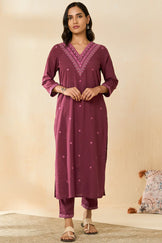Surplus: Mehraab Farhat Kurta