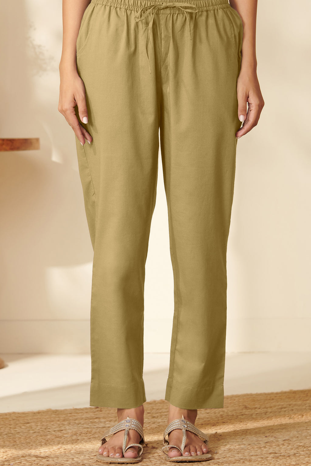 Roza Aafiyah Olive Green Narrow Pants