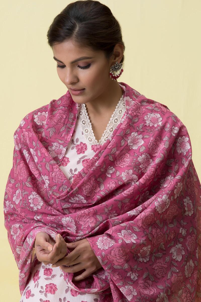 Gulbarg Shirin Dupatta