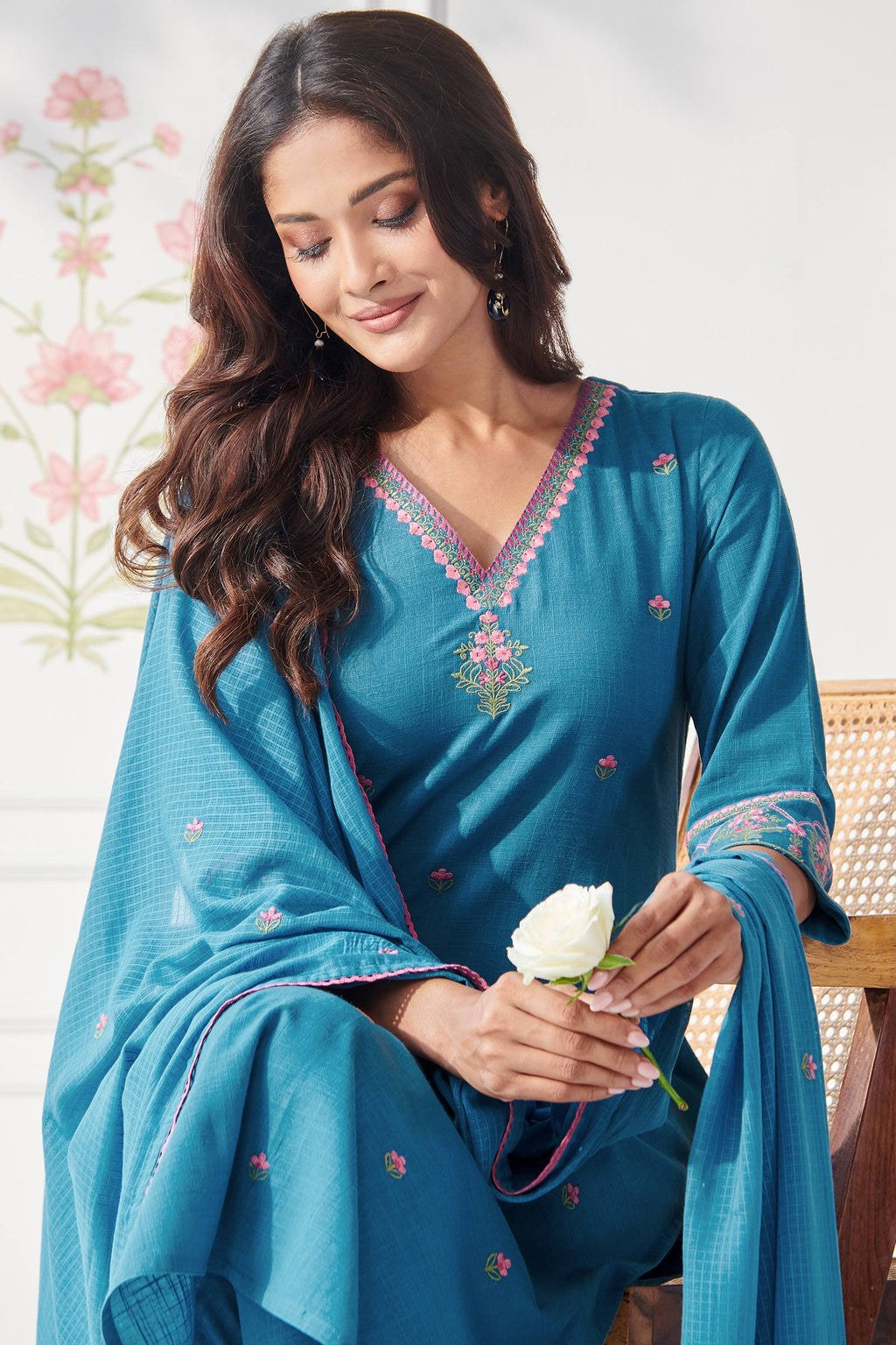 Surplus: Mehraab Alisha Blue Kurta